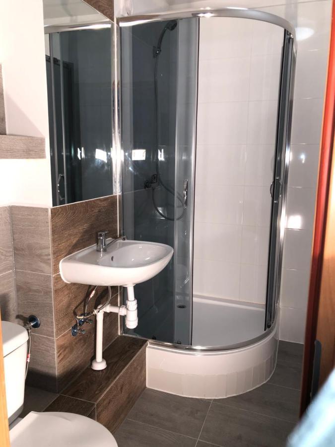 SIECHNICE Noclegi Esterno foto